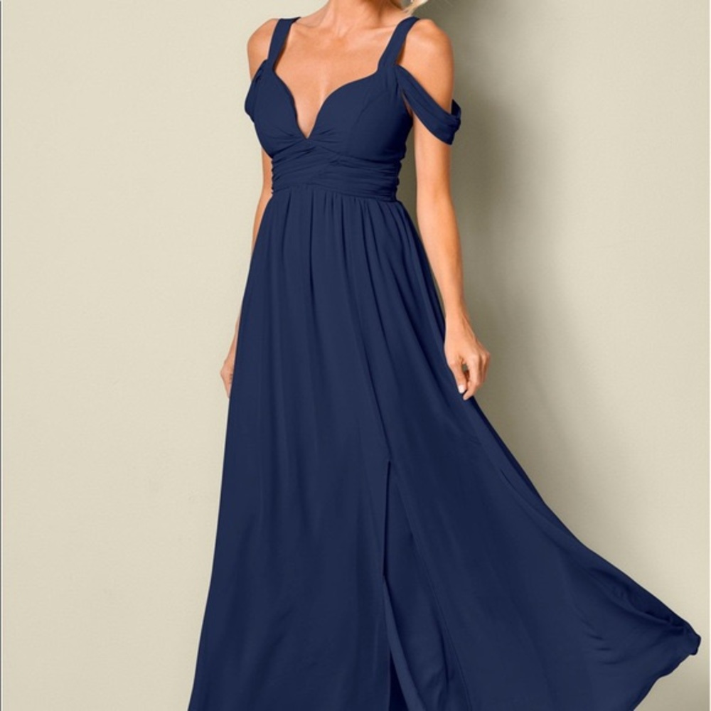 Brand new! Venus sz 8 navy chiffon flowy dress - perfect for a bridesmaid!